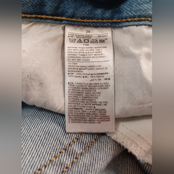 An Old Navy Extra High Rise Sky Hi Straight Blue Jeans - Picture 13 of 13